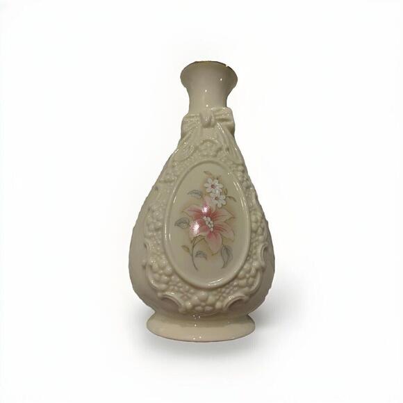 Vintage Royal Heritage Collection The Cameo Ribbon Vase Taiwan Original Foam Box - Picture 1 of 4